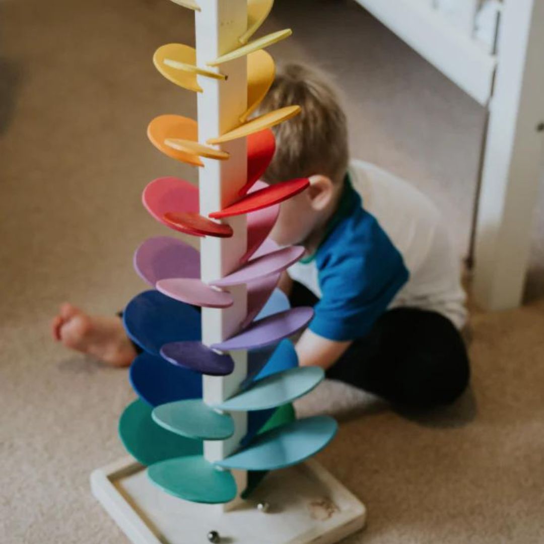 Regenbogen-Murmelturm – Interaktiv & Lernspielzeug für Kinder